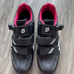 Peloton Black and Red Cycling Shoes Size 44